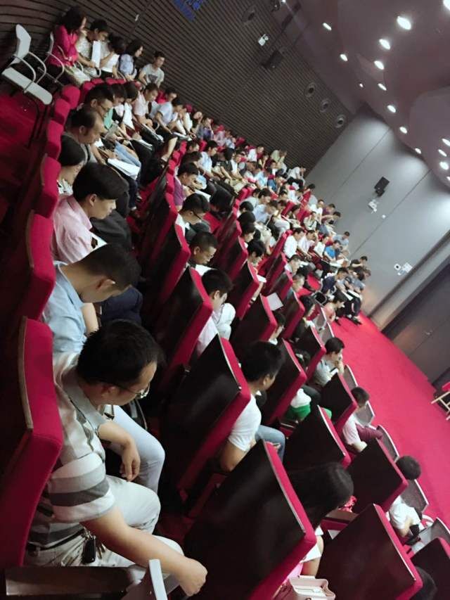 太陽能智慧路燈，太陽能路燈廠家，太陽能路燈價格