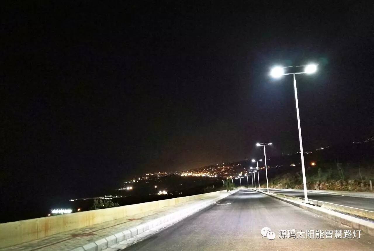 太陽(yáng)能路燈，太陽(yáng)能平板燈，光伏產(chǎn)業(yè)，綠色節(jié)能，太陽(yáng)能路燈廠(chǎng)家