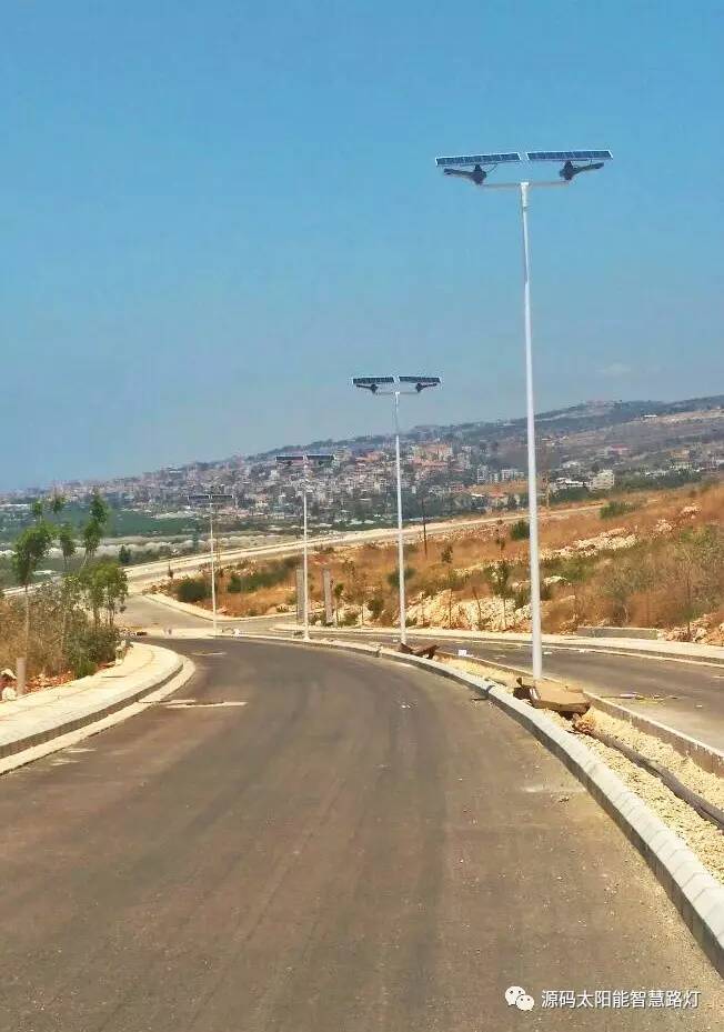 太陽(yáng)能路燈，太陽(yáng)能平板燈，光伏產(chǎn)業(yè)，綠色節(jié)能，太陽(yáng)能路燈廠(chǎng)家