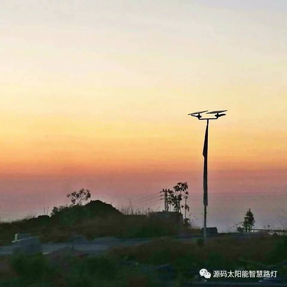 太陽(yáng)能路燈，太陽(yáng)能平板燈，光伏產(chǎn)業(yè)，綠色節(jié)能，太陽(yáng)能路燈廠(chǎng)家