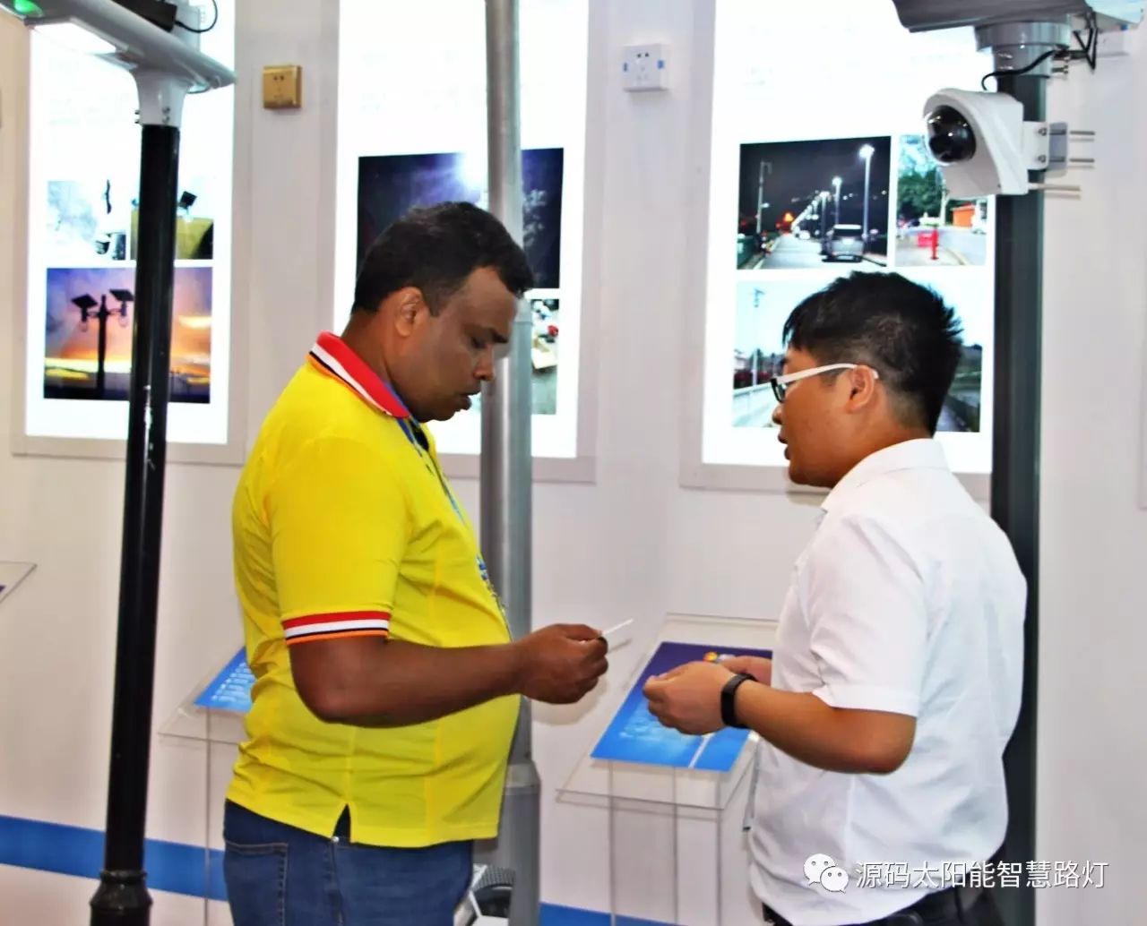 一帶一路，東盟展會(huì)，東盟博覽會(huì)，太陽能路燈，太陽能路燈廠家，光伏路燈廠家，太陽能平板燈